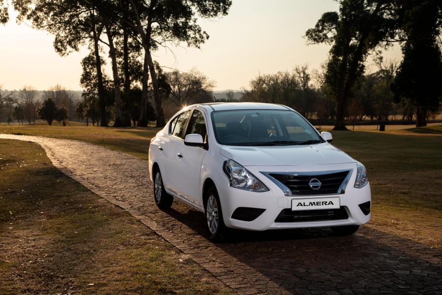  Nissan Almera (N17) 2014 года  (ZA) (фото 20 из 25)